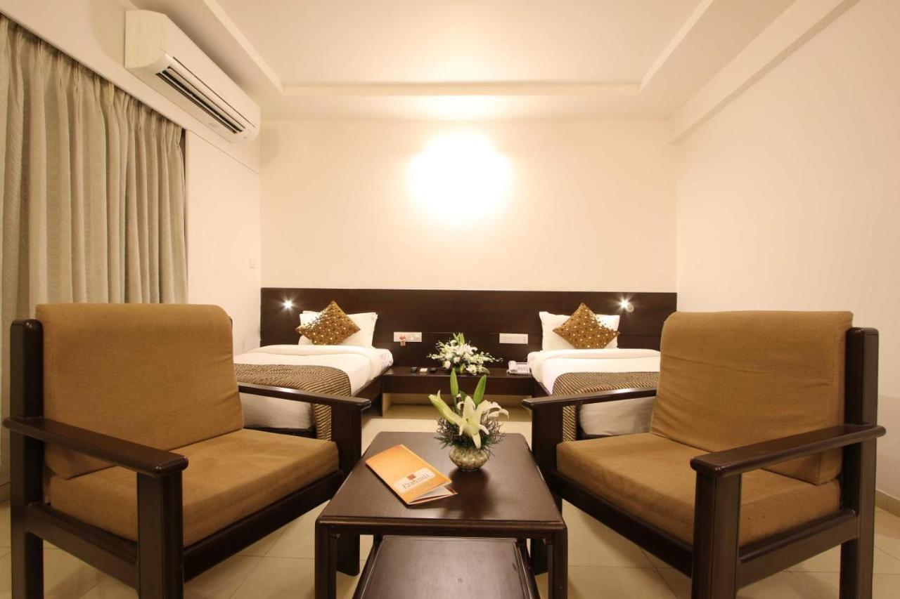 Prakruti Resort Vadodara Eksteriør billede
