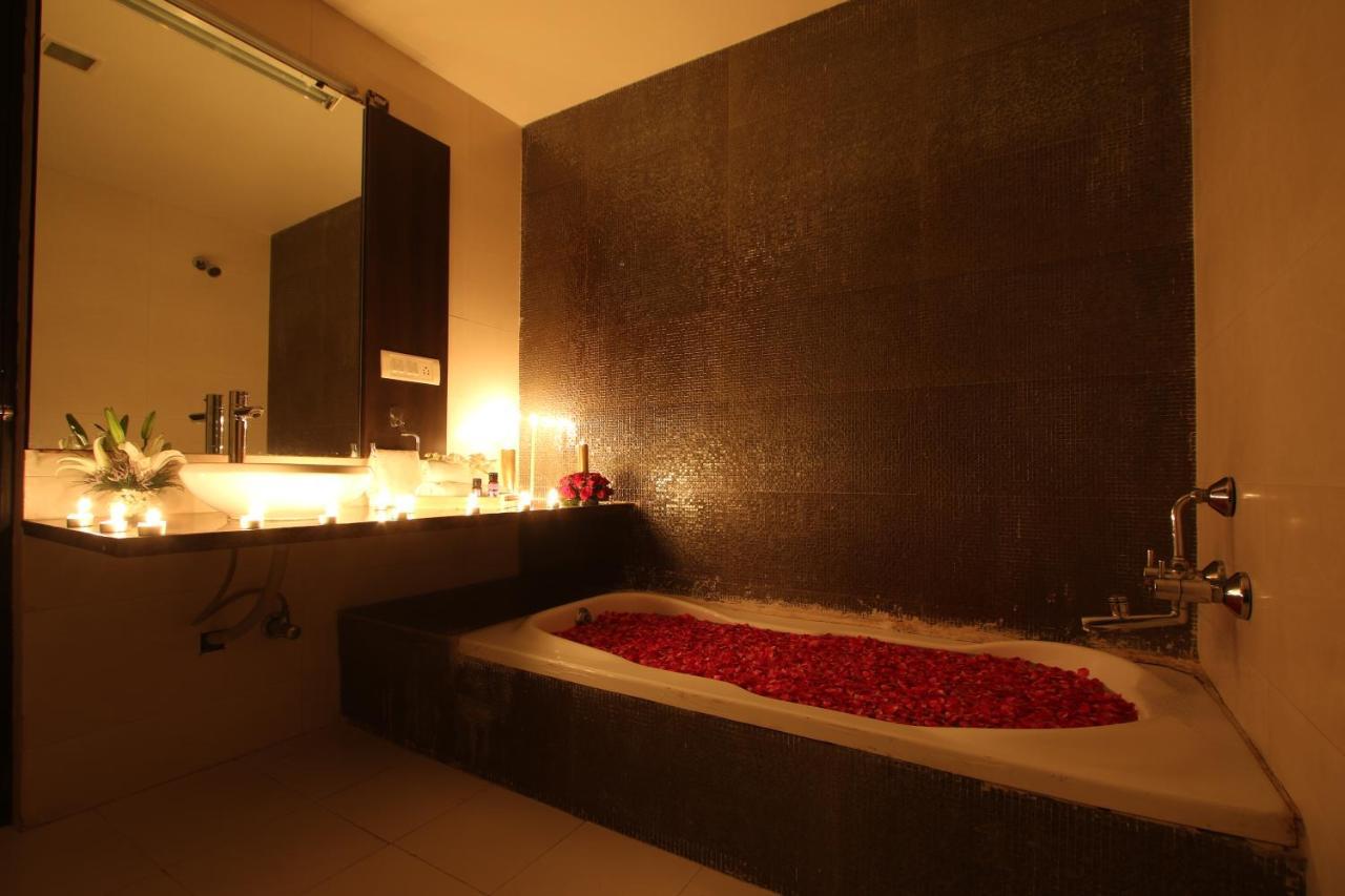 Prakruti Resort Vadodara Eksteriør billede