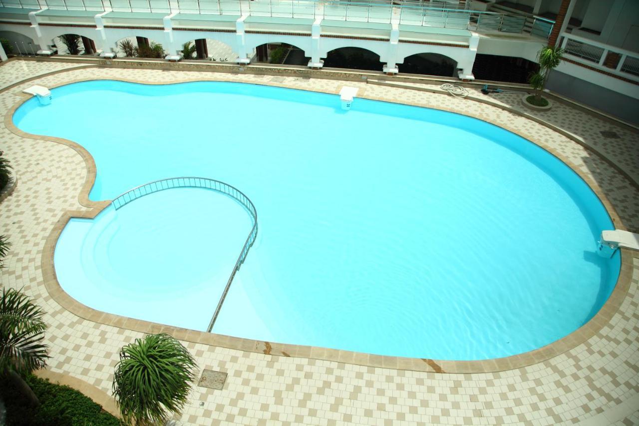 Prakruti Resort Vadodara Eksteriør billede