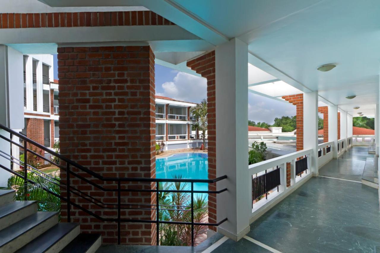 Prakruti Resort Vadodara Eksteriør billede